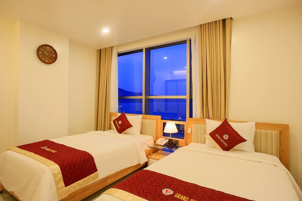 Grand Jeep Hotel Da Nang Eksteriør billede